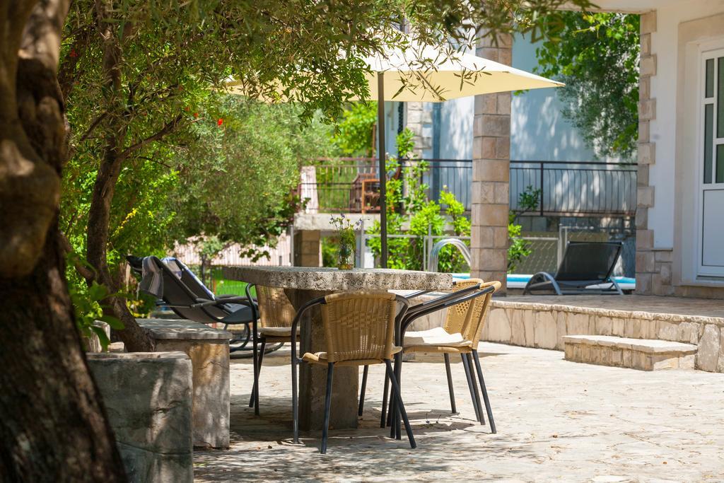 Olive Tree Villa ヘルツェグ・ノヴィ エクステリア 写真
